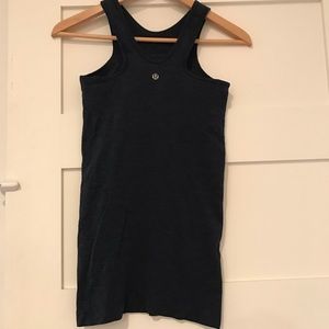 Lululemon athletic top